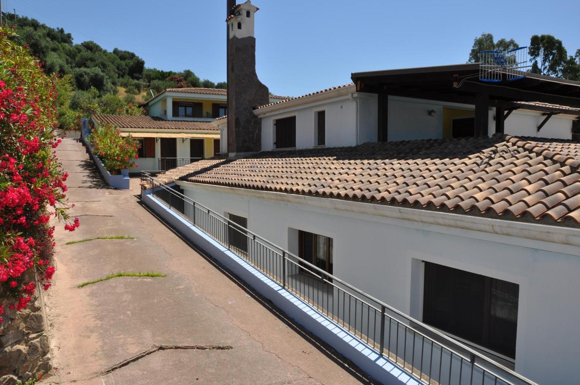 La Corte Degli Ulivi Кардеду Экстерьер фото